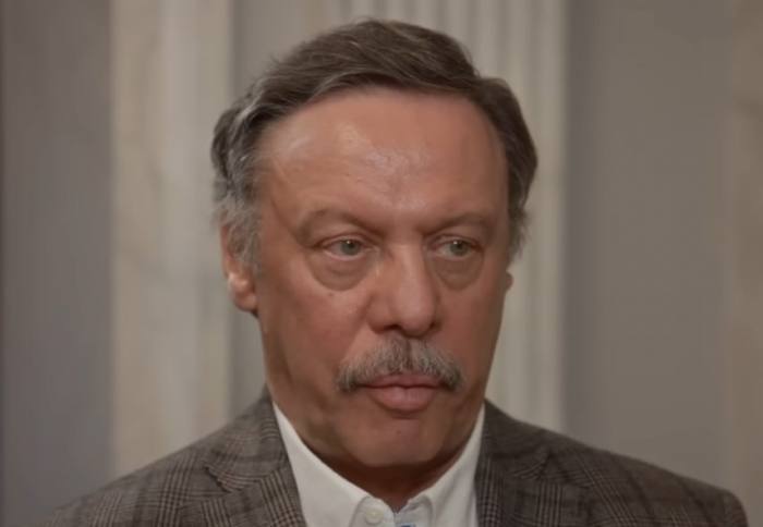 «Теперь понятно, кто крышевал Кудельман»: Барщевский вызвал вопросы отставкой сразу после провала Долиной