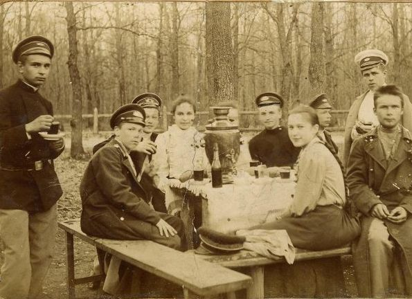 Путь чая: от китайских легенд до пролетарского Ижевска