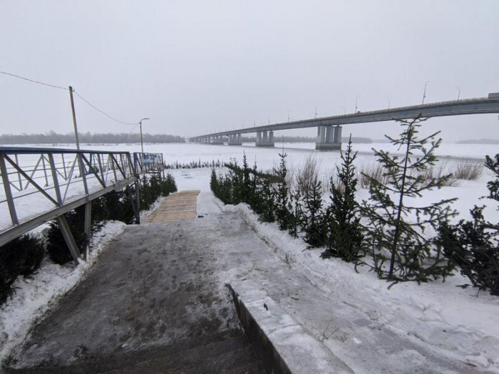 В Барнауле заканчивают строительство Крещенского городка. Фото