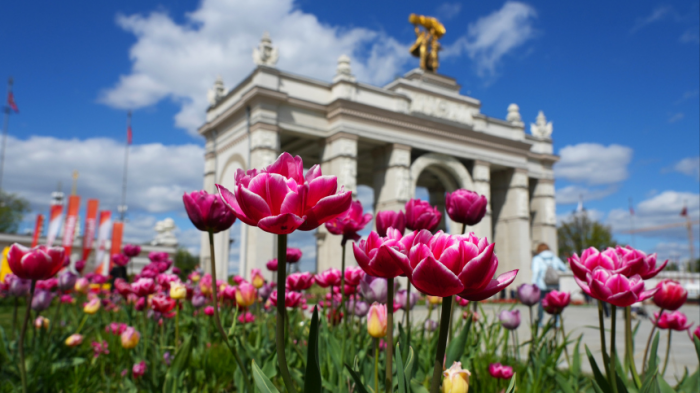 «Мост» между выходными: как россияне будут отдыхать в майские праздники 2026 года