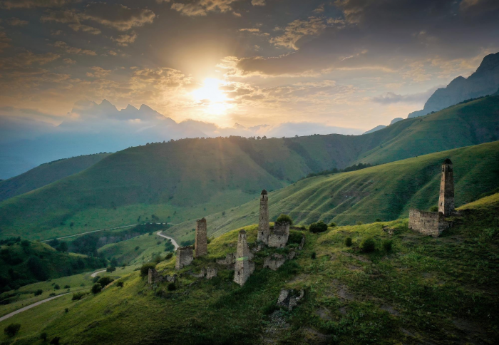 Куда поехать в бархатный сезон 2026 года в России? Лучшие направления для отдыха на море и не только