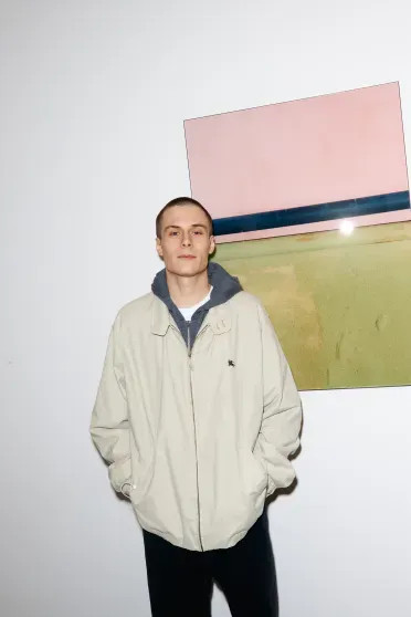 Константин Эрнст, Ольга Свиблова, Мария Миногарова с мужем и сын Анны Михалковой на открытии выставки в Москве