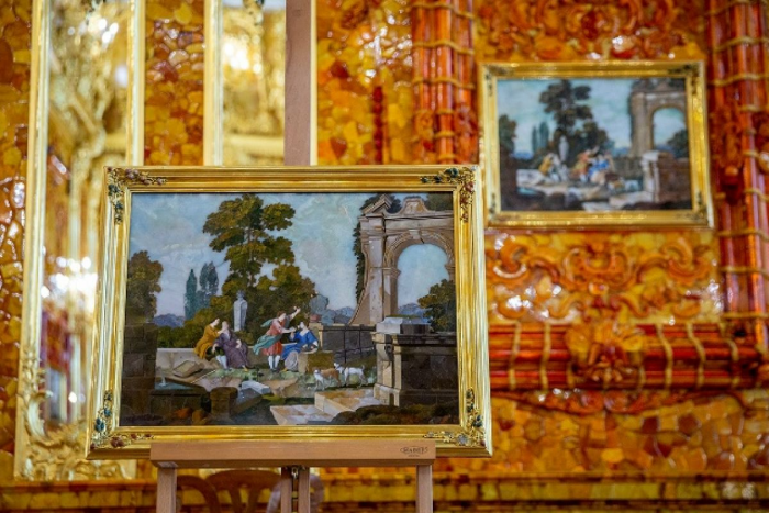 В Калининграде покажут подлинную мозаику Янтарной комнаты