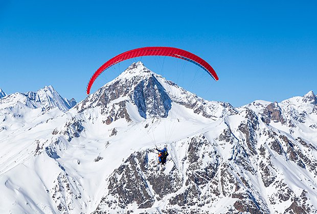 Отдых на горнолыжном курорте Домбай. Как добраться и что посмотреть в 2026 году