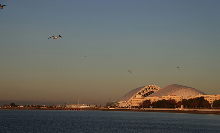 «Открыла дверь и ахнула». Горничные Сочи рассказали о самых диких постояльцах