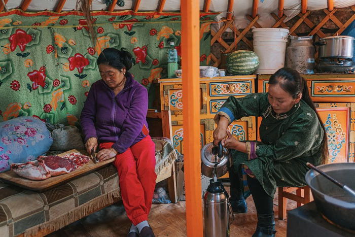 «Дает то, чего сейчас почти нигде не купишь» Почему Монголия внезапно начала набирать популярность у россиян?