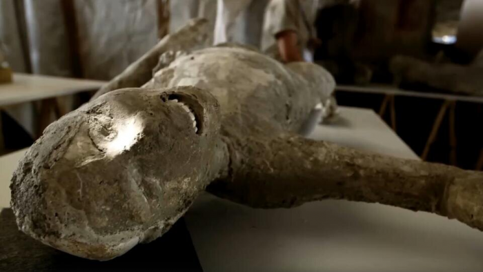 Половину Европы уничтожит извержением вулкана: какие страны повторят участь Помпеи