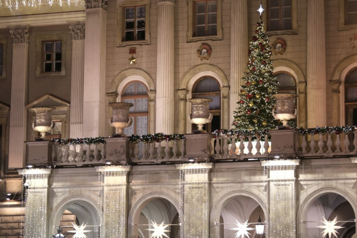 В Петербурге создали больше десятка мест для уникальных новогодних фото