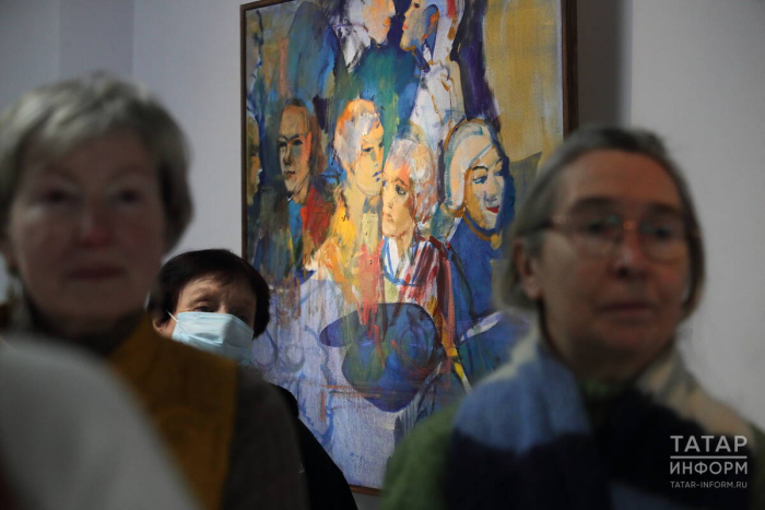 В ГСИ открылась выставка мозаики в живописи питерского татарина Наиля Сагирова