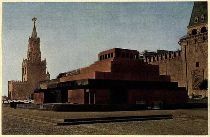 Мавзолей на Красной площади: что раньше находилось на его месте