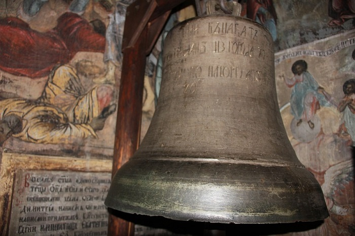 Идолы, колокол и бык: какие вещи в прошлом люди судили и наказывали