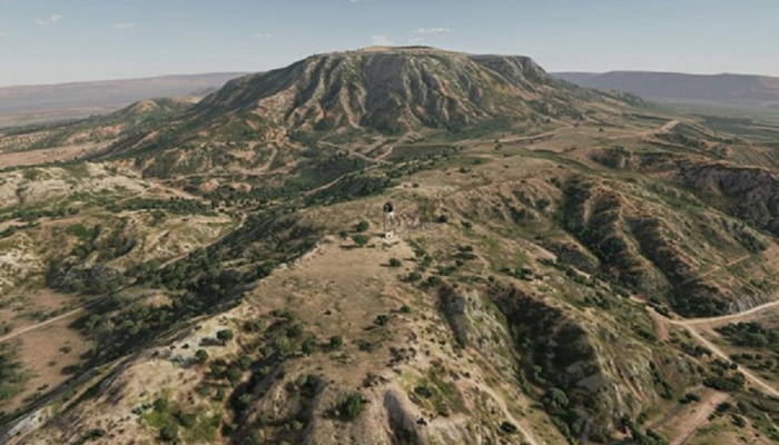 Новые открытия и старые дебаты в научном сообществе о горе Фавор