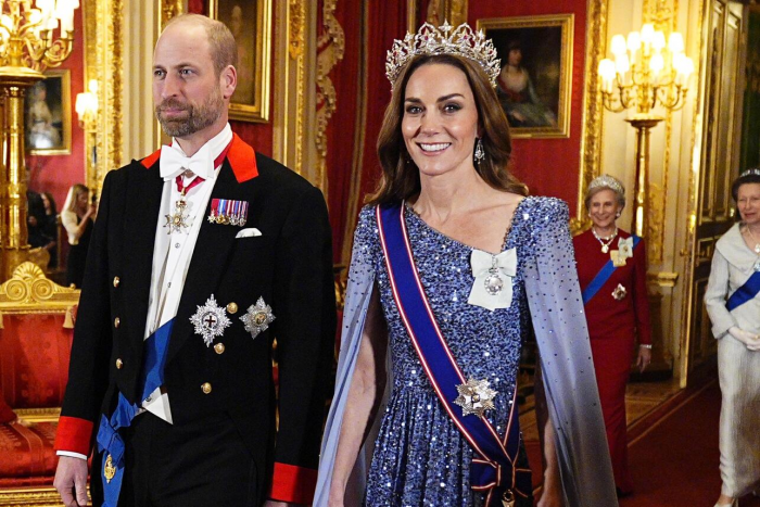 Чувствует себя уже почти королевой: Кейт Миддлтон затмила всех на банкете в Виндзорском замке