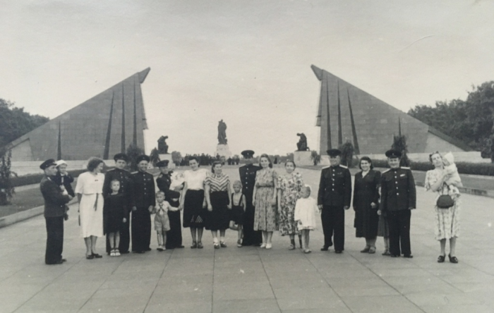 Воин-освободитель. Как в Трептов-парке появился главный памятник победе над фашизмом