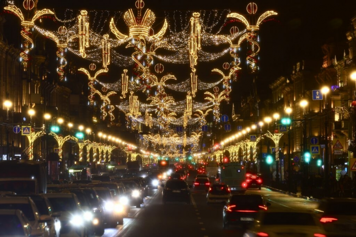 В Петербурге создали больше десятка мест для уникальных новогодних фото