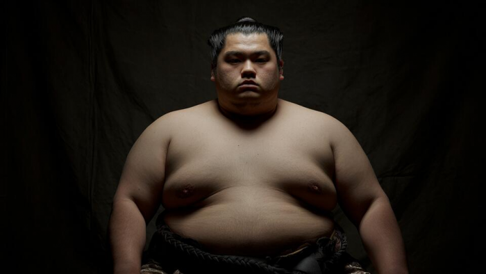 Туристы-гиганты против планеты: как толстые люди разоряют авиакомпании