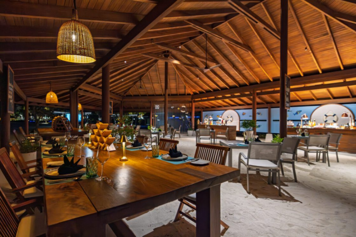 OZEN LIFE MAADHOO открыл новый ресторан Mud Crab с блюдами из шри-ланкийского краба с международным акцентом