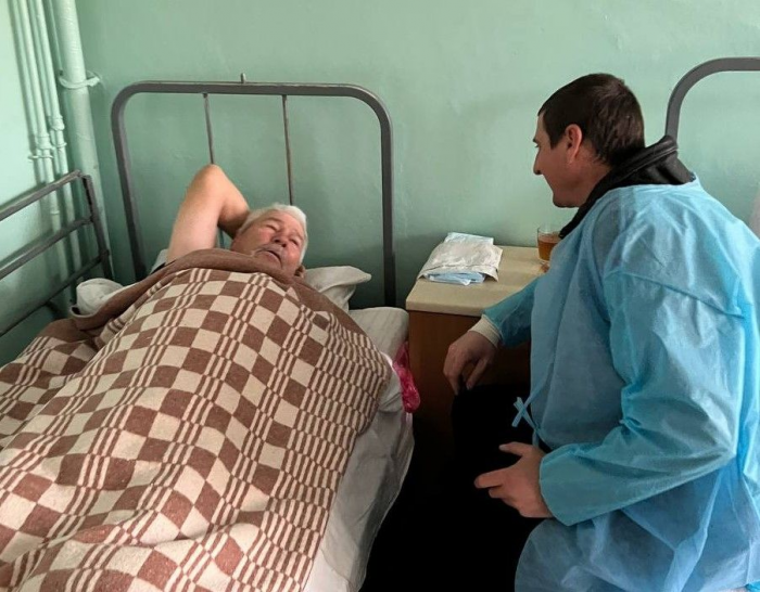 Три тысячи буханок в неделю: как погибший отец 14 детей кормил Алёшки