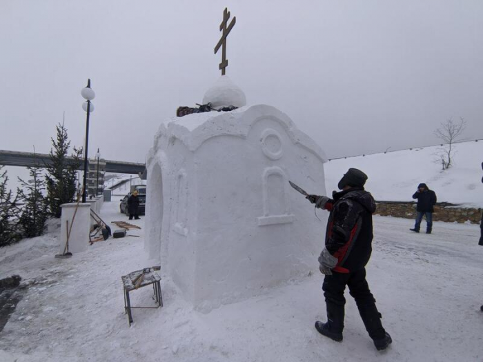 В Барнауле заканчивают строительство Крещенского городка. Фото