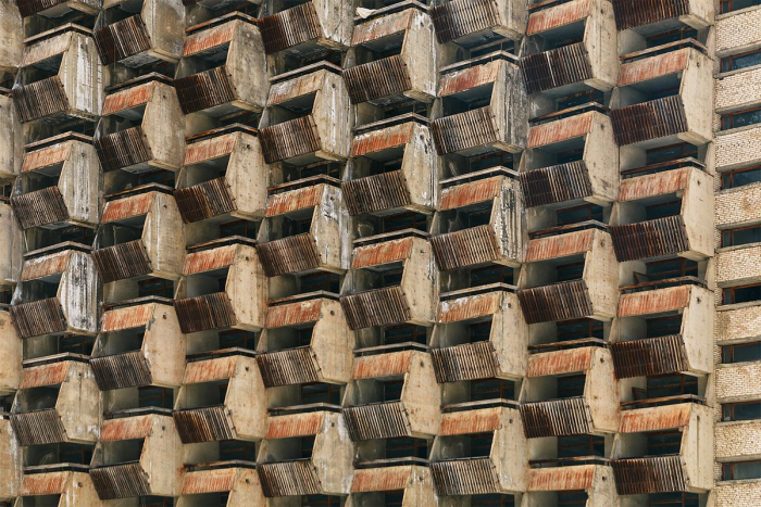 Культовое наследие СССР на Северном Кавказе забросили, а потом разрушили: зачем снесли легендарную гостиницу