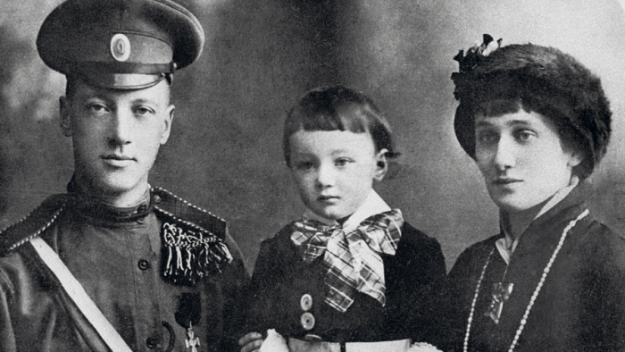 «Серафимы, ясны и крылаты, за плечами воинов видны»: внезапный арест и приговор Николай Гумилев связывал с кознями Люцифера