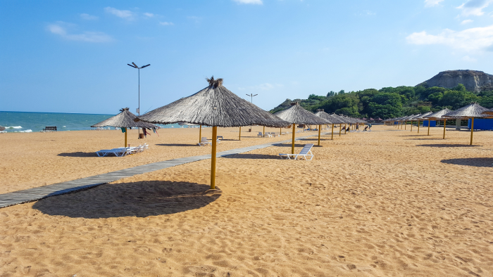 Каспийское море — это озеро?