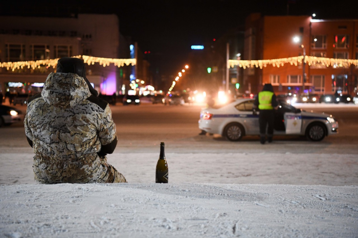 «Новый год просто взял и настал» Как самые длинные в истории новогодние праздники повлияют на россиян и почему выживут не все?