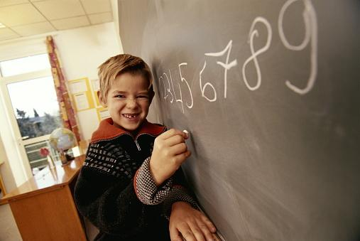 Что за мем «6-7» и почему он так популярен у поколения альфа