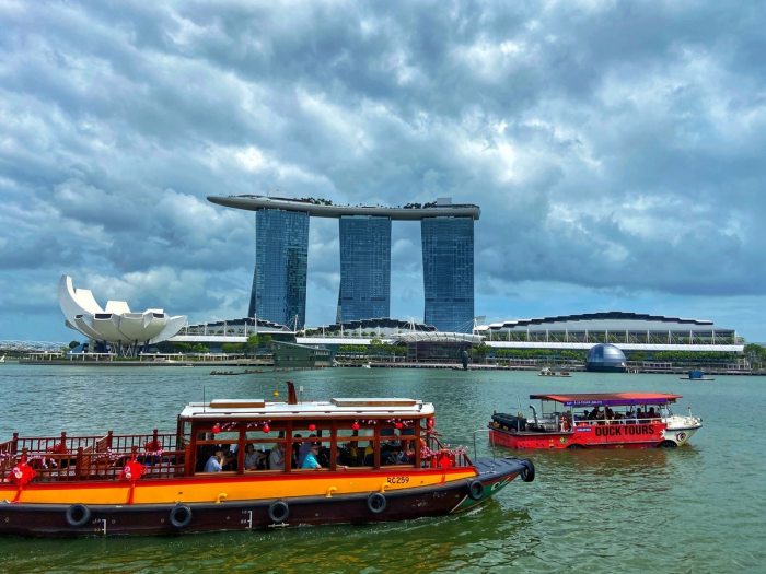 № 51. Сингапур: строгие законы и высокие зарплаты помогают процветанию страны