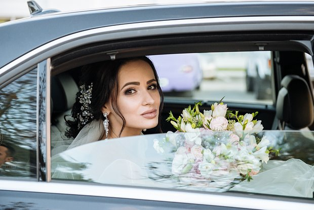 Как праздновать свадьбу в 2025-2026 годах? Современные традиции и актуальные старинные обычаи