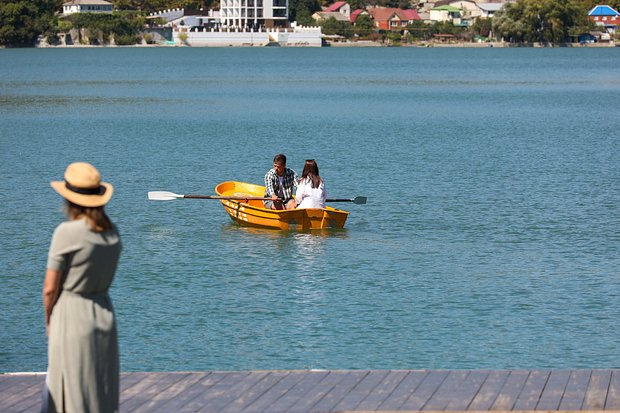 Куда поехать в августе 2026 года? Недорогие пляжные направления в России и других странах