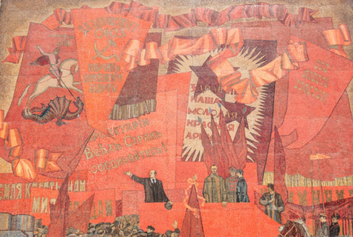 Еще жив. Какие памятники вождю революции Ленину еще остались в Барнауле