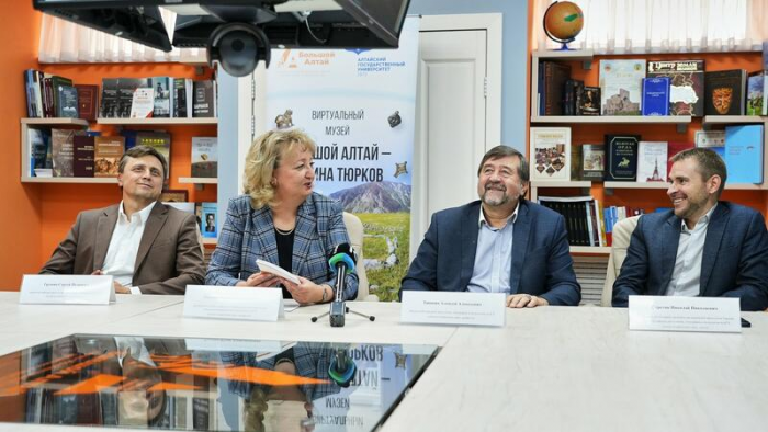 Кольчуга, боевой топор и золотая фольга. Что нашли алтайские археологи в 2026 году