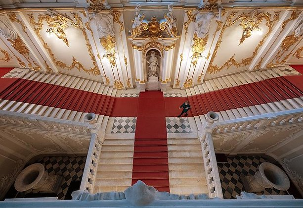 Куда сходить и что посмотреть в Санкт-Петербурге в январе 2026 года: 20+ идей для прогулок одному, с друзьями и семьей