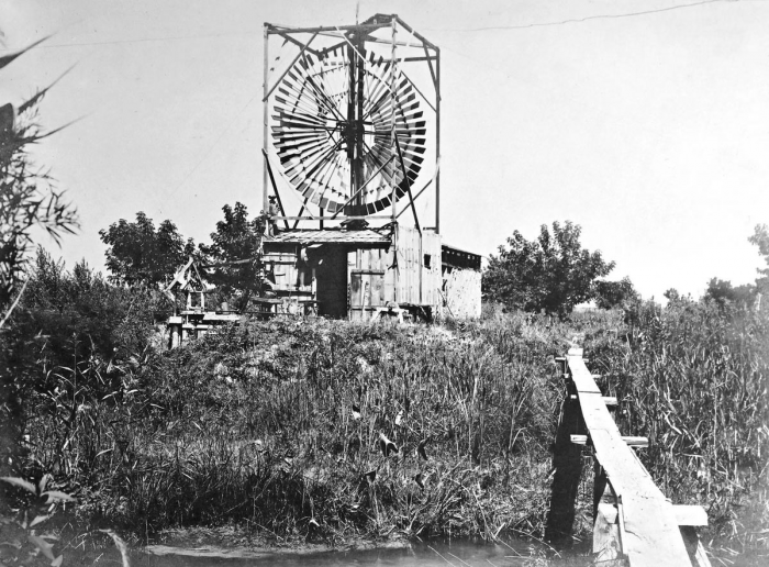 Фотографии 1898 года: Самодельные ветряные мельницы