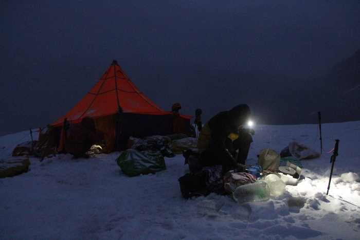 Шахдара-2025: последний поход по планете Памиракис. День 18. В этом цирке лишь два пути