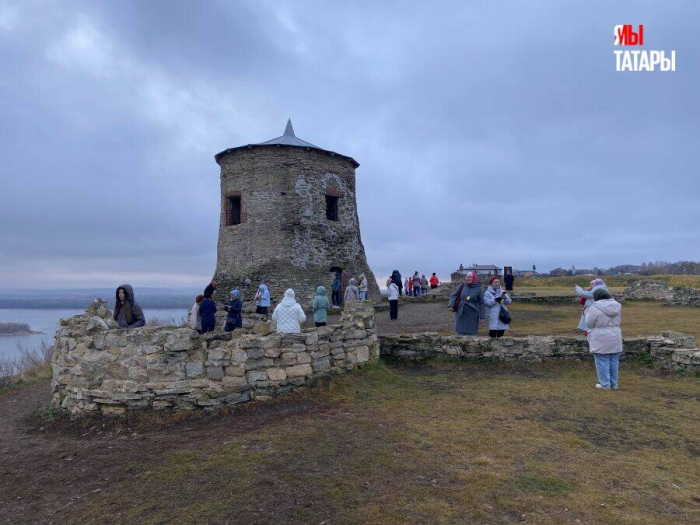 Путешествие по Средневековью, часть 5: Елабуга, Чертово городище и татарский некрополь