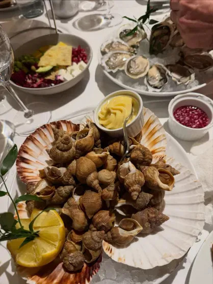 "Матушка-земля", устрицы и вечеринки: как Тимати, Диана Манасир, Тоня Худякова, Мариам Тилляева и Инесса Шевчук отдыхают в Куршевеле