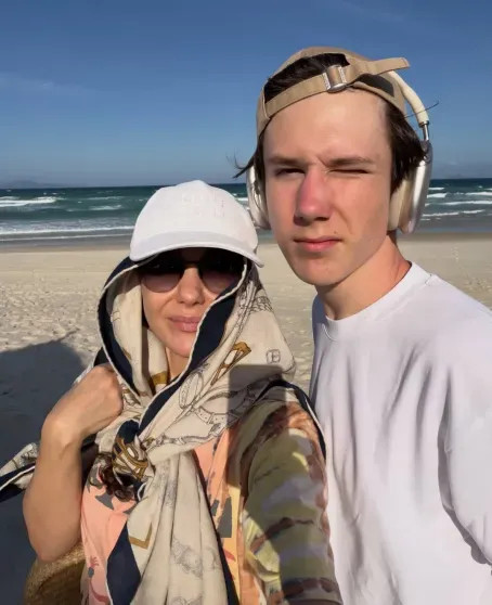 От Калифорнии до Камчатки: как Екатерина Климова с сыном, Анна Седокова, Марат Сафин, миллиардер Николай Саркисов с девушкой и Ида Галич проводят отпуск