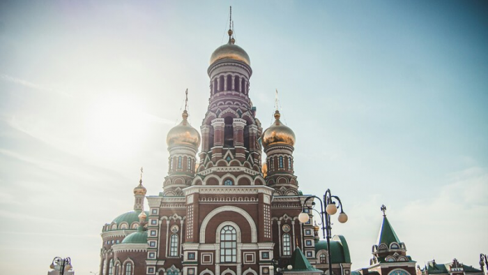 Туристы могут избежать толпы и высоких цен: альтернативные маршруты для майских праздников