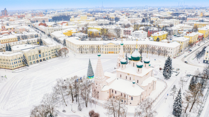 Москва и Петербург, Север и Урал, Чёрное море и "Золотое кольцо": куда собираются туристы на Новый год