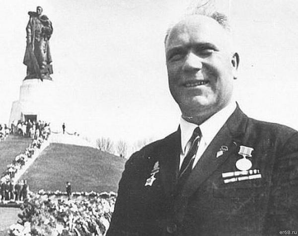 Воин-освободитель. Как в Трептов-парке появился главный памятник победе над фашизмом