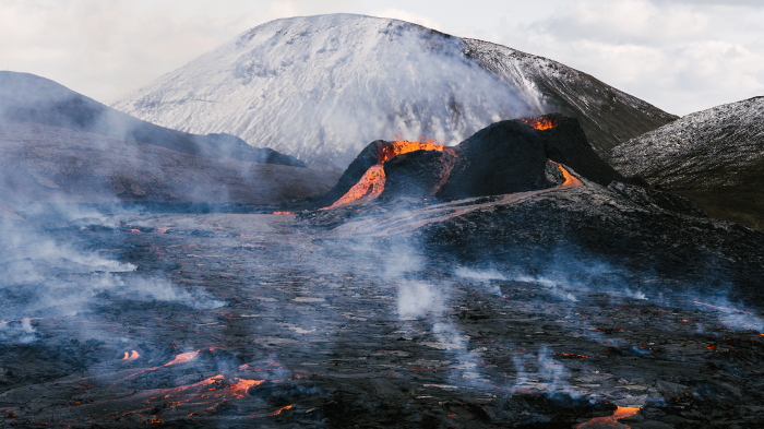 Сейф Земли: какие полезные ископаемые скрыты подо льдом Гренландии