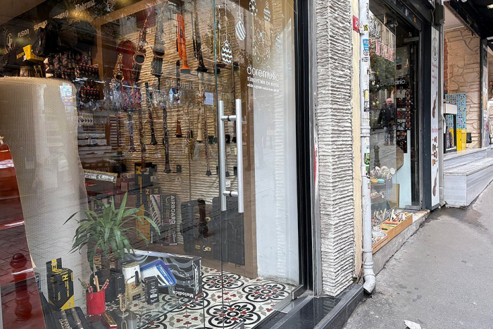 Постучись в его дверь. Как провести незабываемые выходные в турецком городе, который заменил россиянам Париж и Дубай