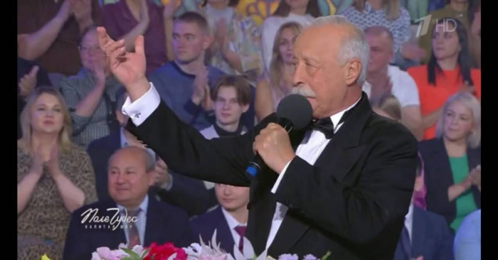 «Могҗизалар кыры»нда «Әпипә»не җырлаган Комил Сираҗетдинов: «Җиңүгә якын идем»