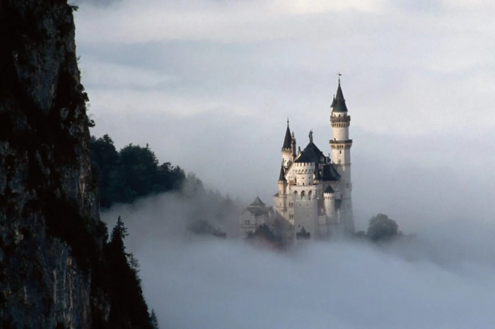 Нойшванштайн: история самого романтичного замка Европы