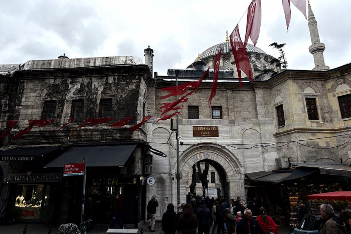 Постучись в его дверь. Как провести незабываемые выходные в турецком городе, который заменил россиянам Париж и Дубай