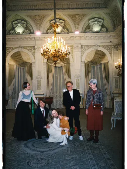 Художница Маша Янковская показала новые фото со свадьбы с возлюбленным, от которого ждёт ребёнка