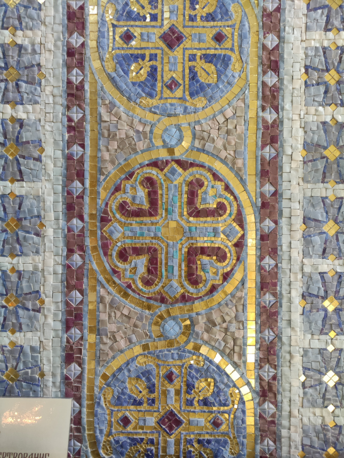 Вся итальянская делегация открыла рот: "Не могли русские такое сделать!" В Крыму из 100 миллионов кусочков построили 8-е чудо света.