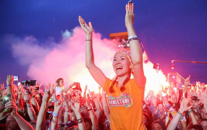 Куда поехать на майские: 5 мест, где российская природа удивляет не хуже зарубежных курортов